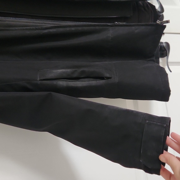 Weatherproof Jacket - Picture 2 of 9